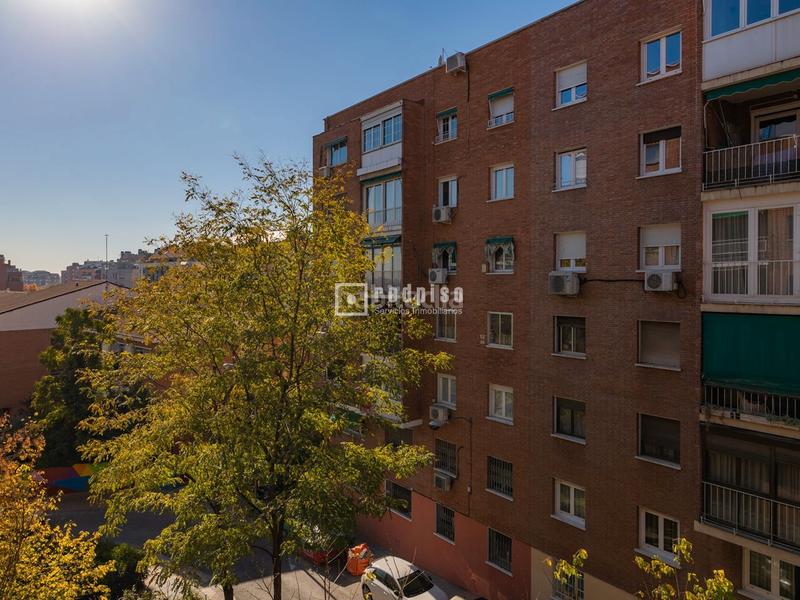 Foto 1195c6ca-2c17-490e-8d54-2256c584d8fe. Etagenwohnung mit heizung in Guindalera Madrid