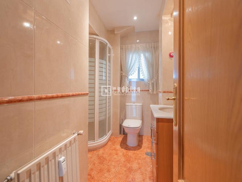 Foto 4b2d1fd9-df5a-4f6e-9b7c-fea1699525fb. Etagenwohnung mit heizung in Guindalera Madrid