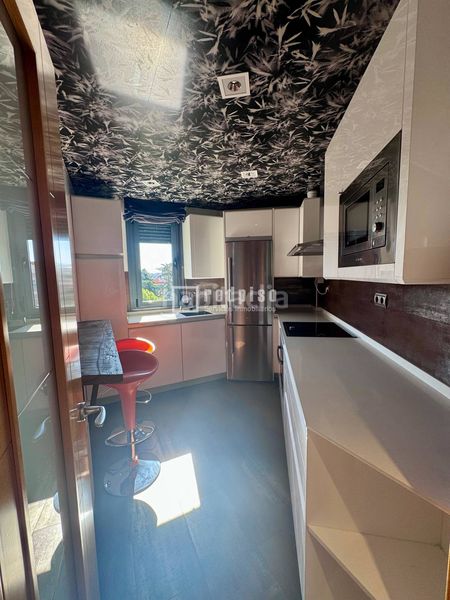 Foto b64ffc65-5f8f-4591-9c30-1c22ecba6351. Rent flat with heating parking in Guindalera Madrid