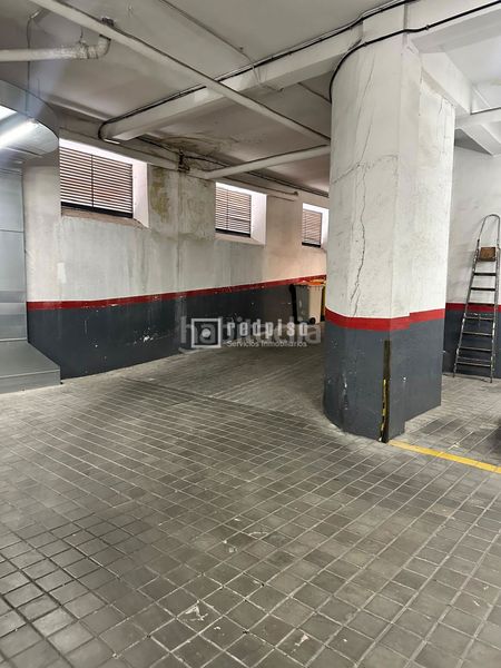 Foto da2c85ae-3327-4b84-8e8e-a0f5ddf59ac3. Aparcament cotxe a Guindalera Madrid