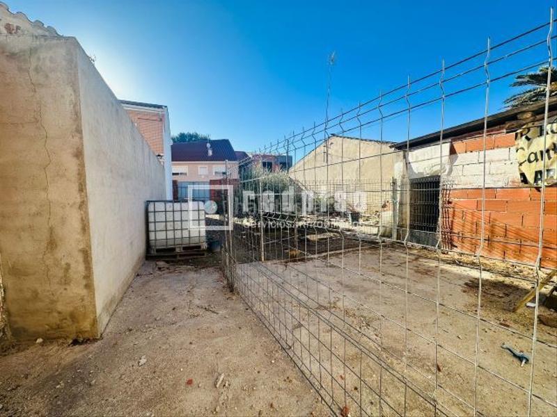 Foto b986f606-181b-49f2-961a-1e8c7edb4112. Terreno residenziale in Cuevas-Ilustración Ciempozuelos