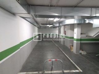 Aparcament cotxe  De alvarado. Plaza de garaje, calle de alvarado, ideal para 2 coches grandes