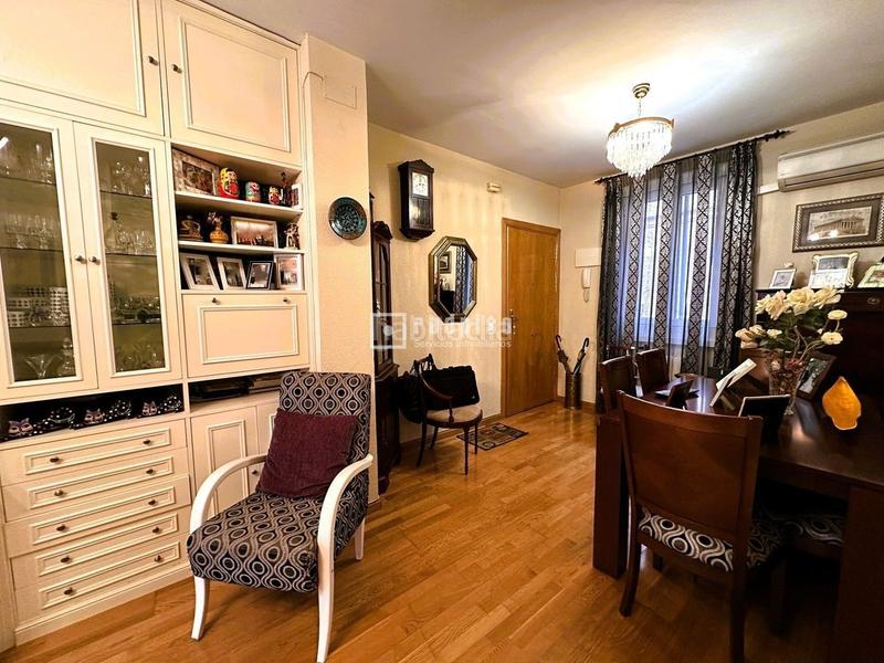 Foto 395ef493-59e4-417c-bd23-efc3a996dbc0. Pis a Bellas Vistas Madrid