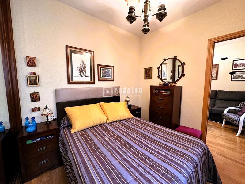 Foto 61d0fb3d-c255-4800-8a82-de148b301903. Pis a Bellas Vistas Madrid