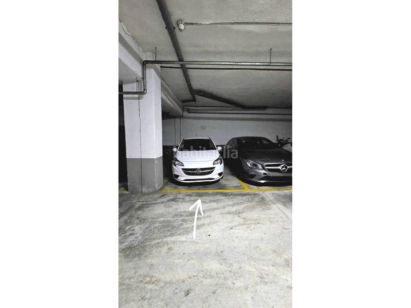 Foto 07912d0b-fafc-4a5a-a352-632390e1410b. Aparcament cotxe a calle bartomeu fons 2 a Cala Major Palma de Mallorca