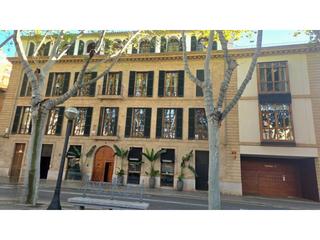 Lloguer Estudi  Rambla. Exquisito estudio en alquiler con plaza de parking y trastero  l