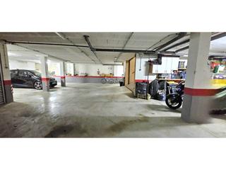 Aparcament cotxe  Sol. Se vende amplia plaza de parking en esporlas