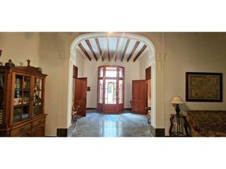 Reihenhaus  Calle galla. Aut�ntica casa con car�cter en pleno coraz�n de porreres