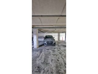 Affitto Posto auto  Calle reina esclarmunda. Parking en alquiler en plaça dels patins07003