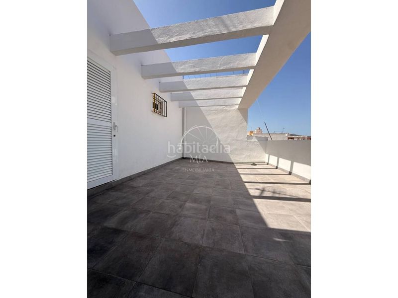 Foto 95a2fc5a-6a0c-41b8-8b0c-f1ec53ed3ca7. Rent penthouse in Es Camp Redó Palma de Mallorca