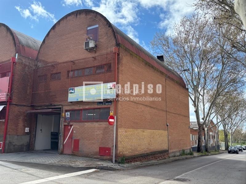 Foto fe681424-27a4-4168-8366-7ff1b0c82888. Locale commerciale in Entrevías Madrid