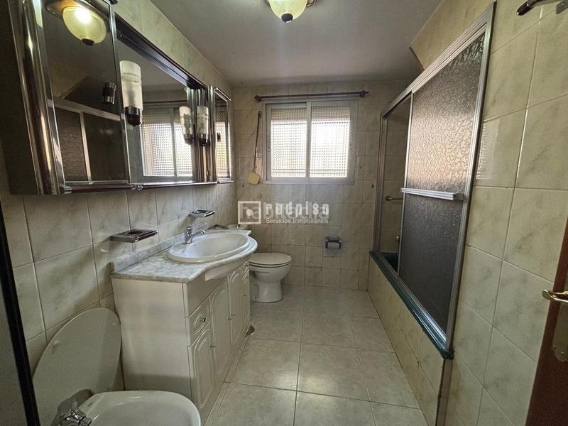 Foto 847714fe-ae68-4d5f-8b5b-e4d67b3cc883. Chalet mit heizung in Entrevías Madrid