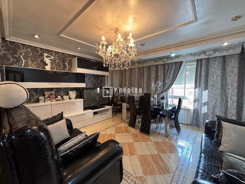 Foto a8097ff8-131d-4e7a-bcc2-11cfcad35d0b. Etagenwohnung in Entrevías Madrid