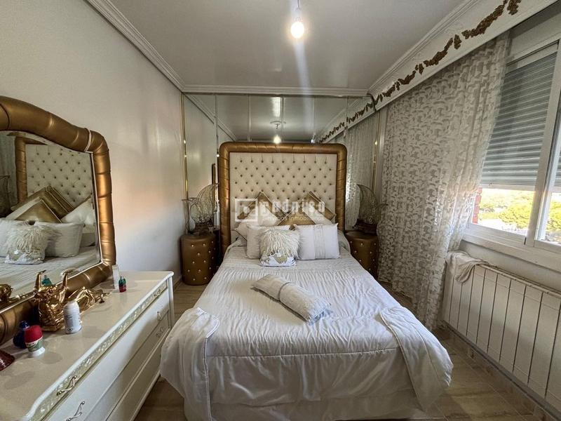 Foto 6e028677-9d64-4f23-8874-001ff2ef27c3. Pis a Entrevías Madrid