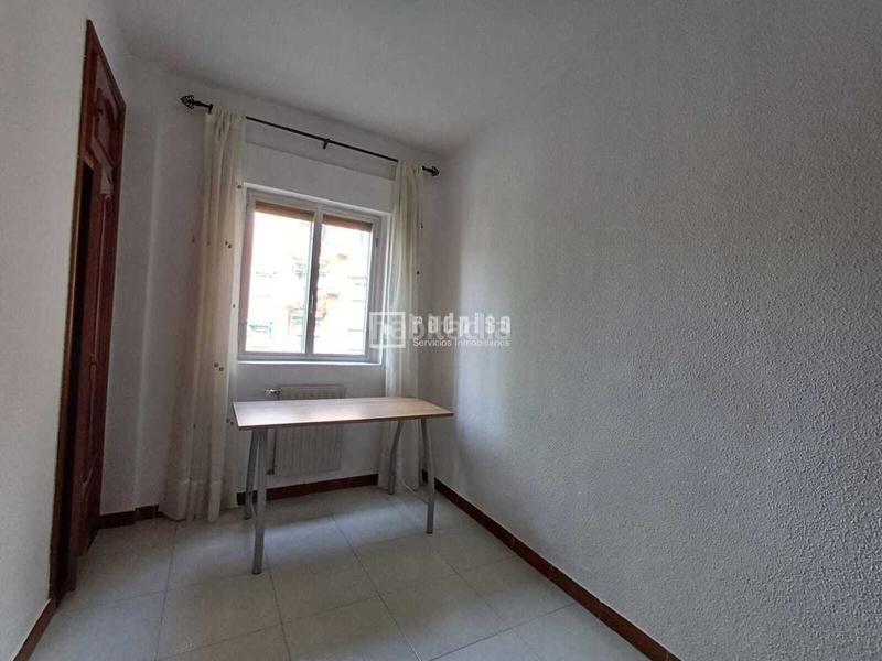 Foto 9e4318b9-2b9f-4ec9-85b1-51771c2ad784. Location appartement dans Hispanoamérica-Bernabéu Madrid