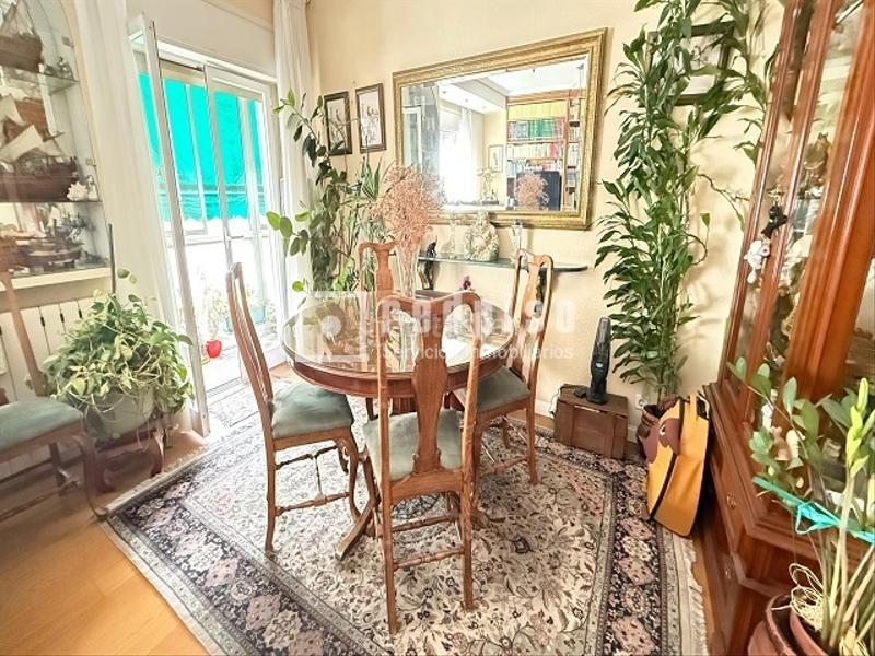 Foto 315ef5d7-9357-4066-8a2a-907af50baabe. Piso en venta esta magnífica propiedad situada en el prestigioso barrio de hispanoamérica. en Madrid