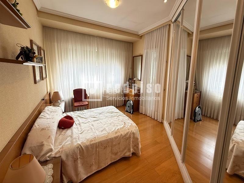 Foto a971deb0-6216-4c7d-83f3-4f0bbfe4a261. Piso en venta esta magnífica propiedad situada en el prestigioso barrio de hispanoamérica. en Madrid