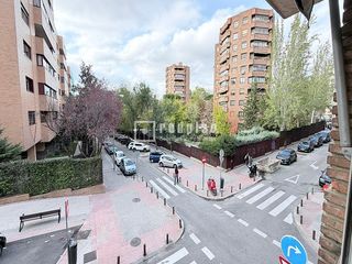 Flat in de la Infanta María Teresa