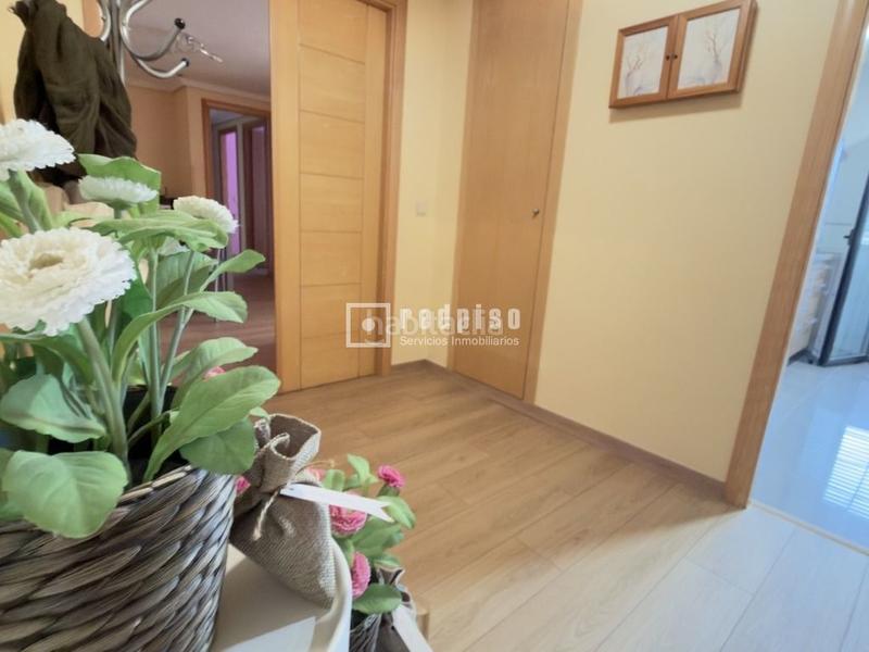 Foto 327cb077-22fb-466e-ab84-8f4d9df3a8d1. Piso  en venta en vereda de los estudiantes en Leganés