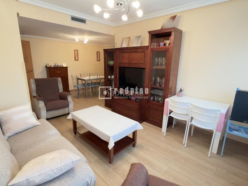 Foto 5685f866-3778-468b-92e9-5d4a52ca2797. Piso  en venta en vereda de los estudiantes en Leganés