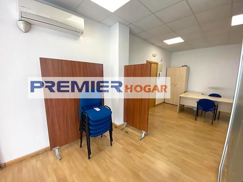 Foto a72d8a2f-77e8-4f8b-8fc2-569f8389dadc. Location bureau avec parking dans Centro Villaviciosa de Odón