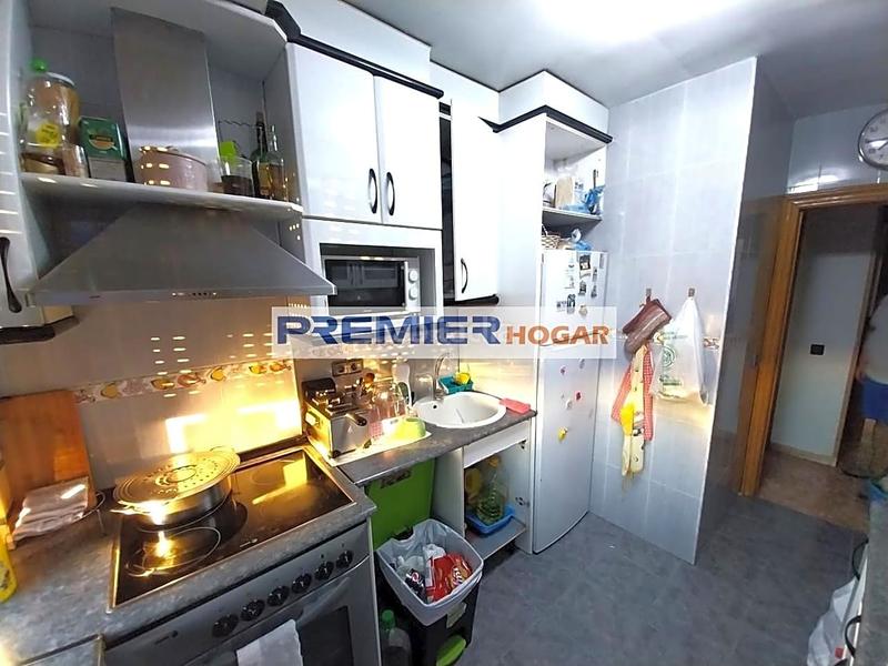 Foto 09ad56e1-91e3-4db3-bc92-0d36c5374d4b. Piso  en rentabilidad en zona Numancia en Numancia Madrid