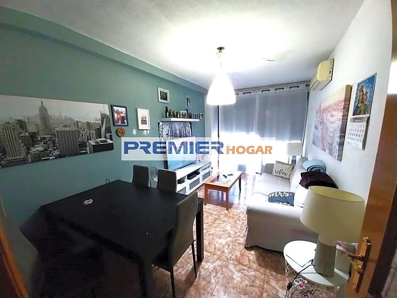 Foto db991399-1e51-4990-92a3-3bb4711bcee5. Piso  en rentabilidad en zona Numancia en Numancia Madrid