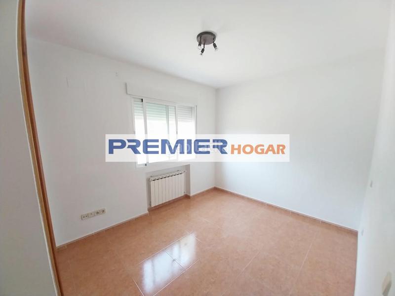 Foto e2fed51c-dc07-421f-a839-41bf748ba491. Casa con riscaldamento piscina in Eurovillas Nuevo Baztán