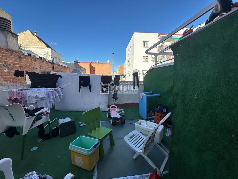 Foto c5f36070-f87b-4585-bc2d-b3799fd43879. Piso en Numancia Madrid