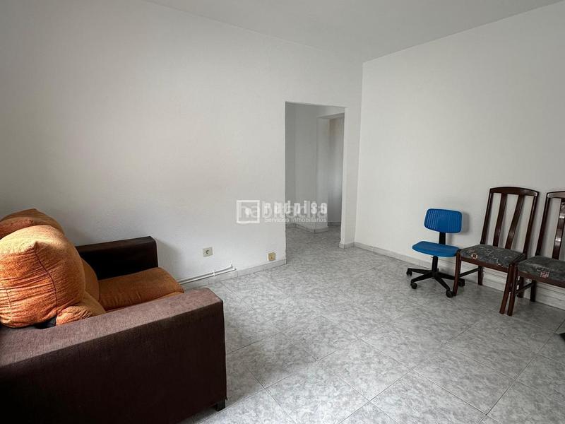 Foto 15847a73-4b92-4de1-a610-3da19a1ed211. Etagenwohnung mit heizung in Numancia Madrid