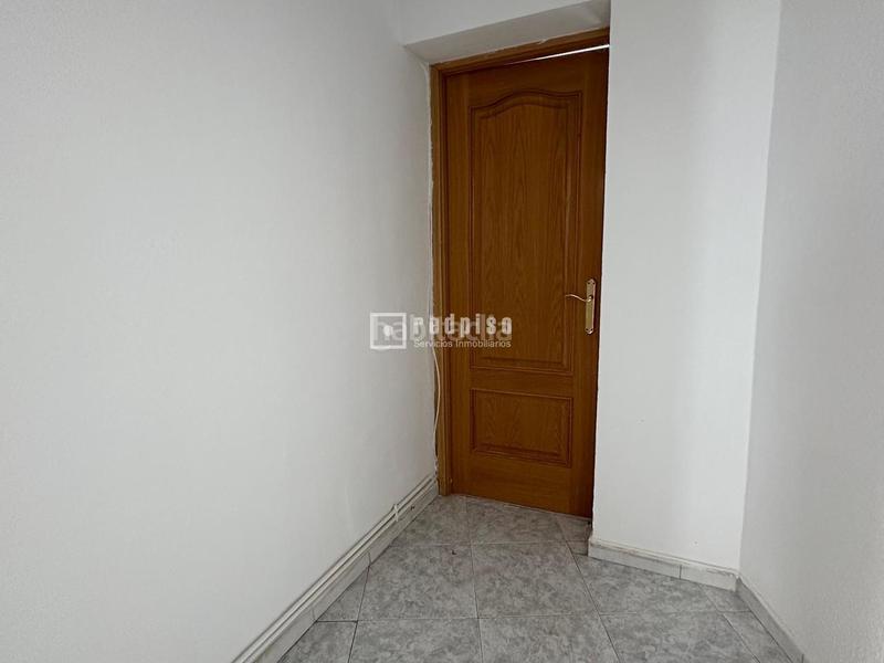 Foto bc8929cf-c9a1-4ed4-861e-ef5aa8ed7365. Etagenwohnung mit heizung in Numancia Madrid