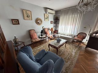 Appartamento  De pilar rueda. Piso de 1 dormitorio, salón, cocina, baño.