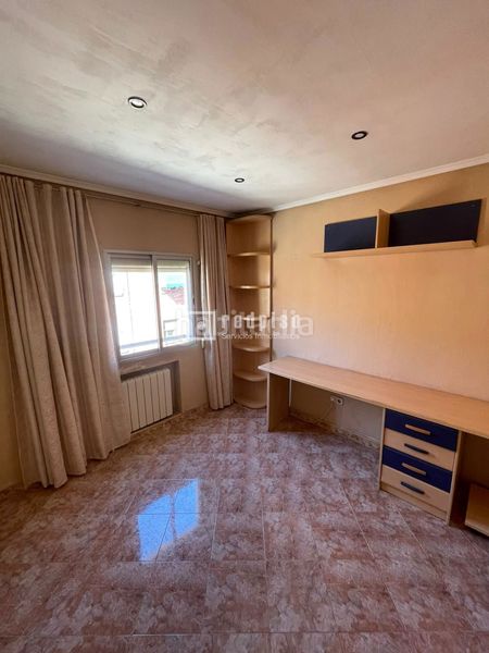 Foto 4ae02413-0490-4692-ab9b-90239fdb2889. Pis a Numancia Madrid