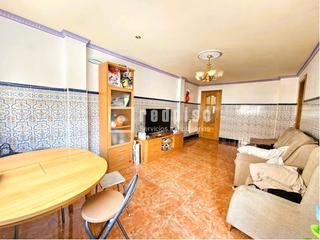 Pis a Fuentebella-San Fermín-El Leguario. Piso en venta en parla, madrid