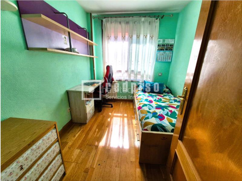 Foto f62eff0e-b05b-4671-91bf-bdad963035f8. Piso  en venta , madrid en El Nido-Fuentes Parla