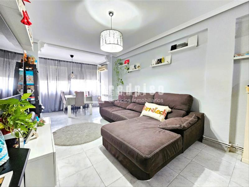 Foto 26e611fc-f92d-4ddc-94e4-2a7052e727eb. Piso  en venta , madrid en Fuentebella-San Fermín-El Leguario Parla