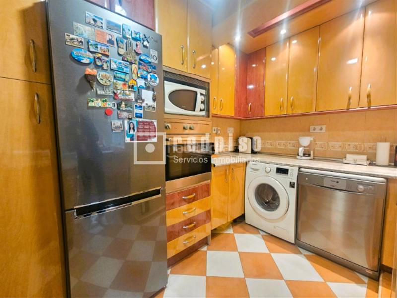 Foto 84e5d77a-4b20-4538-8920-85decf8cb062. Piso redpiso vende vivienda de 73 m en excelente ubicación en Parla