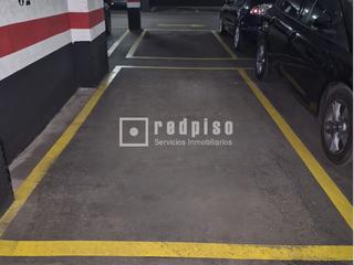 Parking voiture à Fuentebella-San Fermín-El Leguario