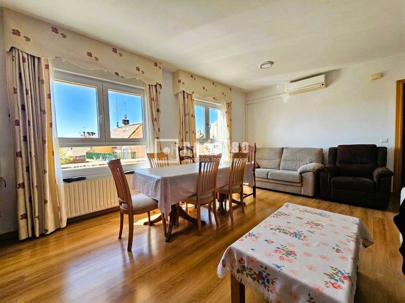 Foto 4281df6e-ef76-435d-a336-a0c279762916. Pis amb aparcament piscina a La Ermita Parla