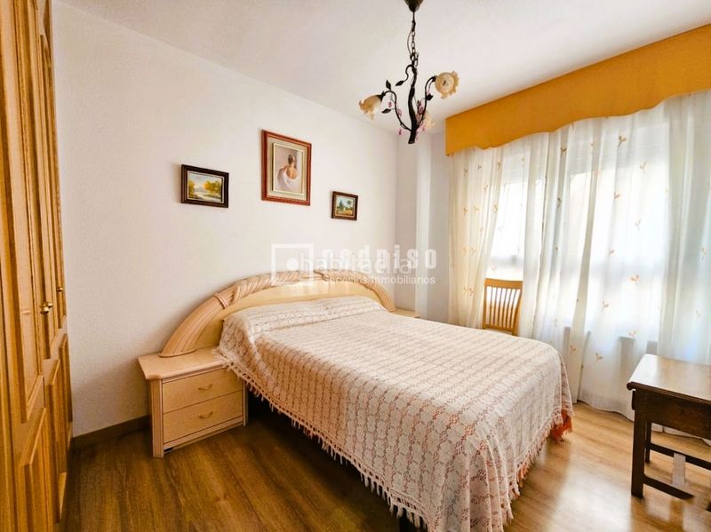 Foto b61b1bca-adc4-467f-85a2-65116bfec977. Pis amb aparcament piscina a La Ermita Parla