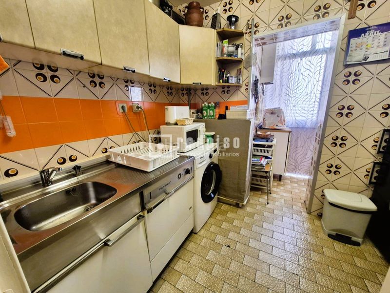 Foto 42663fde-47d2-471e-aaa1-de46f636c77f. Pis amb calefacció a Villayuventus-Renfe Parla