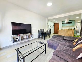 Pis a El Nido-Fuentes. Vivienda con ascensor y terraza