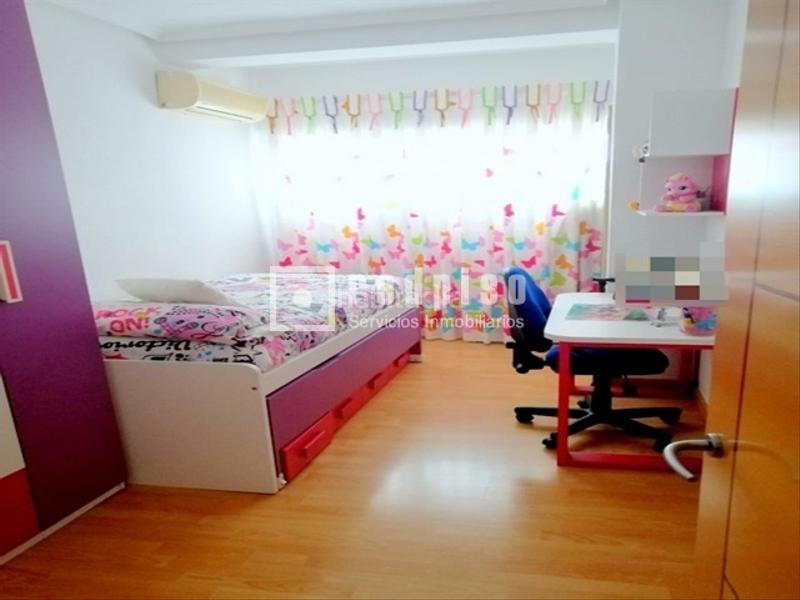 Foto 1849c9b3-5ba6-4a27-88fb-bc55c5b13a3d. Appartement avec chauffage parking dans Santa María de Benquerencia Toledo
