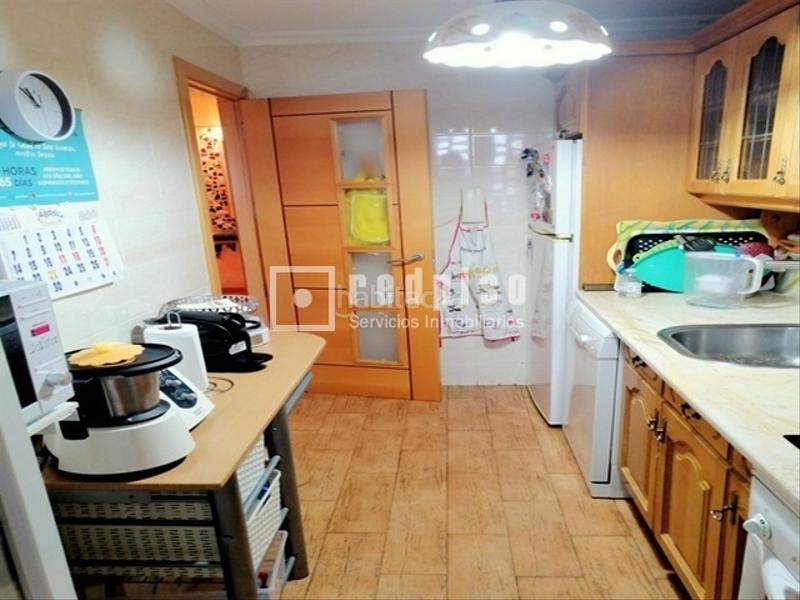 Foto 61b8d6ec-11b5-44d7-a80c-786f85c5eaf4. Appartement avec chauffage parking dans Santa María de Benquerencia Toledo