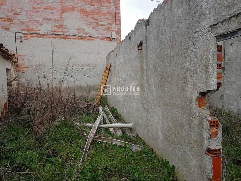 Foto 44f81b07-488a-4956-bf5a-4b0f201f7a22. Terreno residencial estupendo terreno , toledo. en Recas