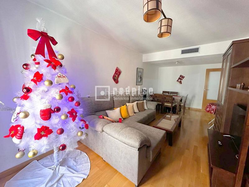 Foto b09f59b9-7eb4-4e8e-a8c8-c0d3e7f1d28b. Pis amb piscina a Puerta de Murcia-Colegios Ocaña