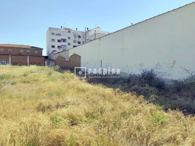 Foto 76bc7910-981b-4db5-8802-f444c1846911. Local comercial a Torrijos