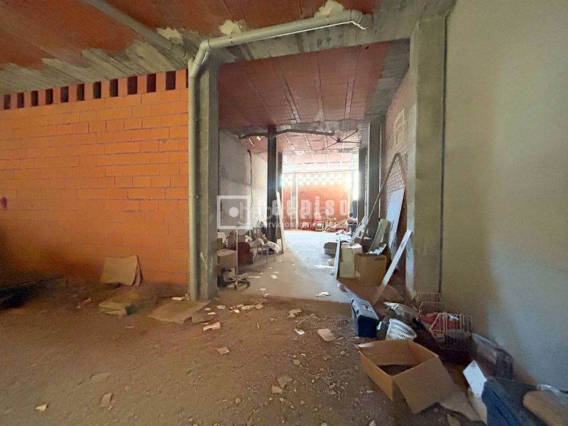 Foto f1cf9332-a58f-4203-8b37-8fd2be8d85cd. Local comercial a Torrijos