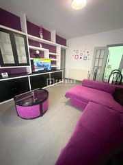 Rent Flat  De rosa. Se alquila piso en santa barbara, toledo
