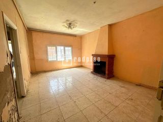 Maison à Tembleque. Se vende casa en tembleque
